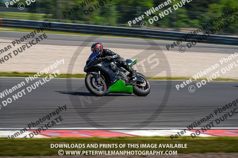 donington no limits trackday;donington park photographs;donington trackday photographs;no limits trackdays;peter wileman photography;trackday digital images;trackday photos